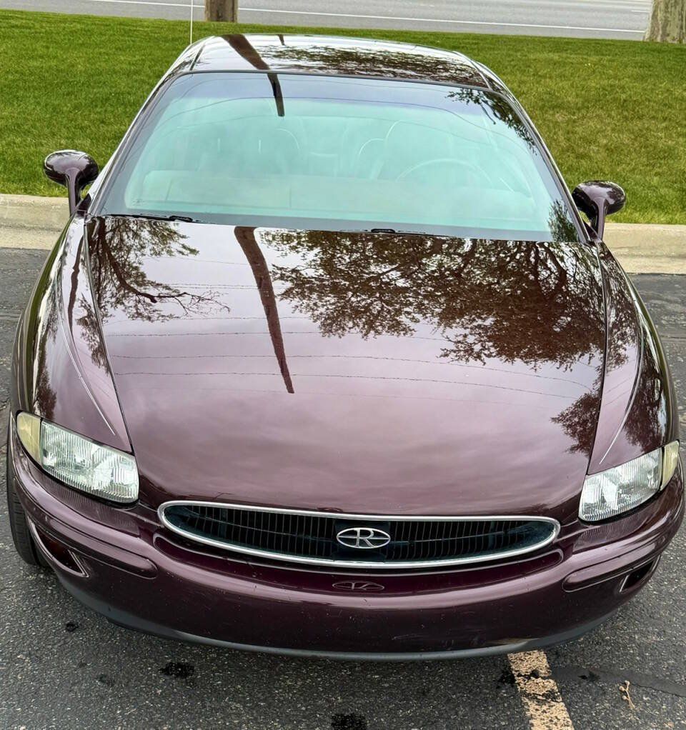 Used 1995 Buick Riviera Supercharged Coupe FWD image 3