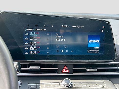 Used 2024 Hyundai Elantra Limited FWD image 15