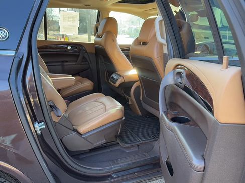 Used 2017 Buick Enclave Premium w/ Experience Buick Package image 25