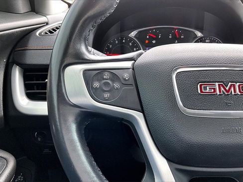Used 2020 GMC Terrain SLE w/ Driver Convenience Package image 18