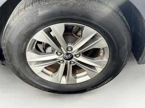 Used 2016 Hyundai Santa Fe Sport w/ Option Group 03 image 11