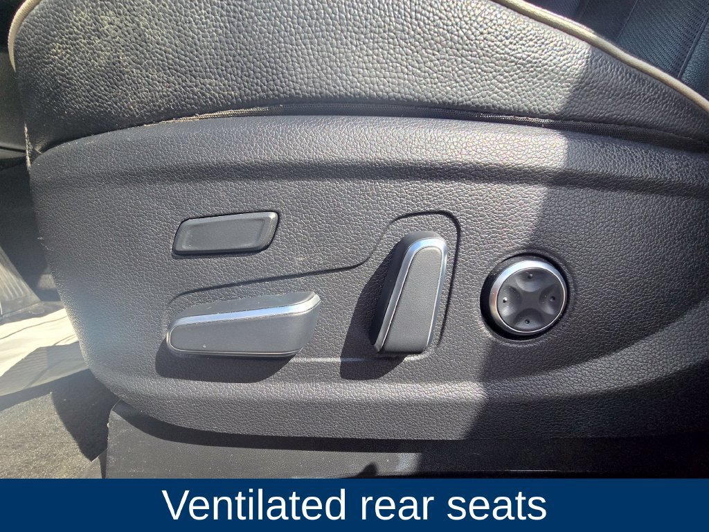 Used 2024 Hyundai Palisade Limited AWD/4WD image 20