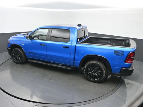 New 2026 RAM 1500 Laramie AWD/4WD image 38