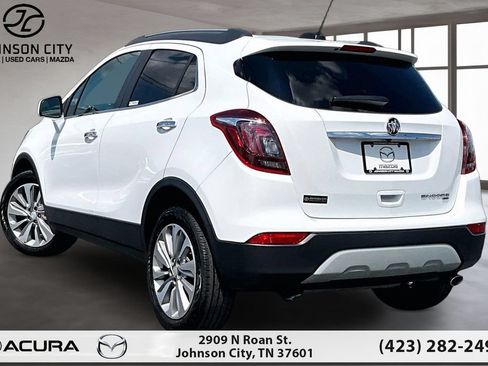 Used 2020 Buick Encore Preferred AWD/4WD image 13