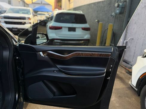 Used 2018 Tesla Model X 100D AWD/4WD image 28