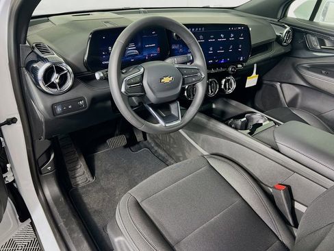 New 2026 Chevrolet Blazer EV LT image 9