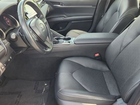 Used 2024 Toyota Camry XSE FWD image 9