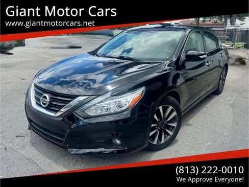 Used 2016 Nissan Altima 2.5 SL w/ 2.5 Technology w/LED Package FWD image 1