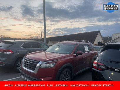 Used 2024 Nissan Pathfinder SL