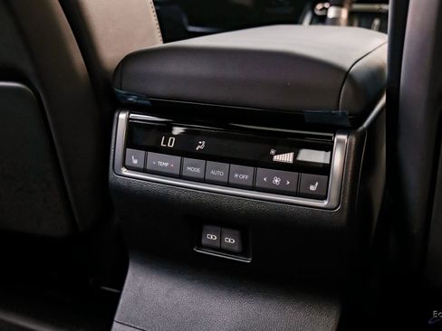 Used 2025 Lexus GX 550 w/ Accessory Package (2T) image 82