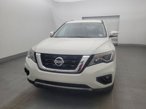 Used 2018 Nissan Pathfinder SL FWD image 15