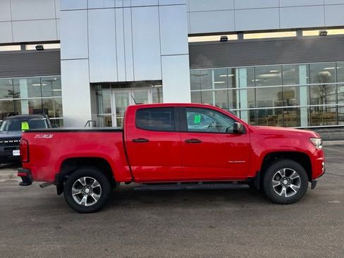 Used 2017 Chevrolet Colorado Z71 image 35