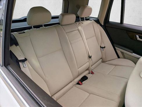 Used 2015 Mercedes-Benz GLK 350 2WD image 14