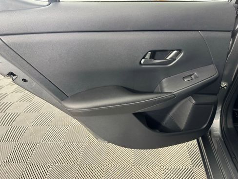 Used 2024 Nissan Sentra S image 22