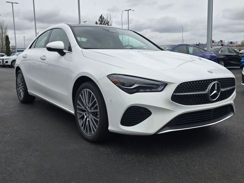 Used 2025 Mercedes-Benz CLA 250 CLA 250 image 8