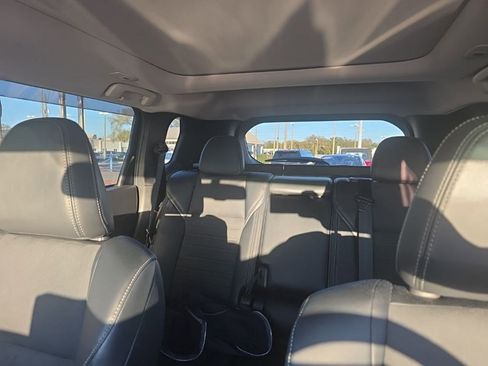 Used 2024 Mitsubishi Outlander SE Black Edition image 17