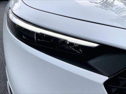 Used 2024 Honda Accord Sport image 27