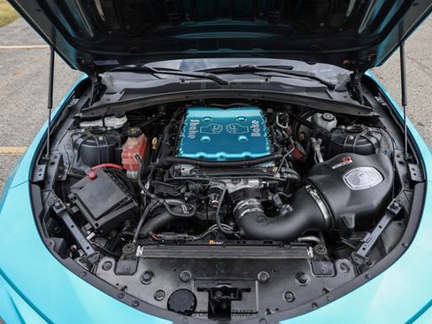 Used 2019 Chevrolet Camaro ZL1 RWD image 26