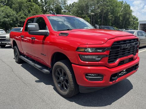 Used 2026 RAM 2500 Big Horn AWD/4WD image 3