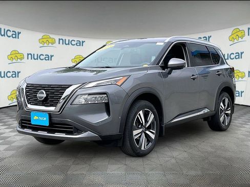 Used 2023 Nissan Rogue SL w/ SL Premium Package AWD/4WD image 3