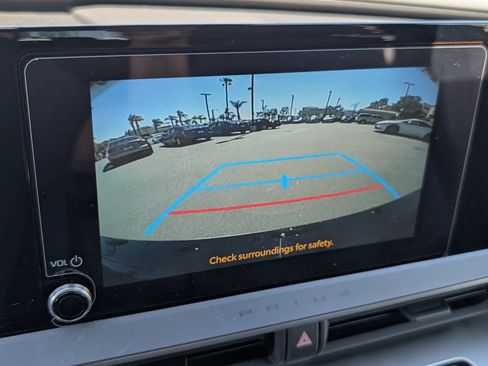 Used 2026 Toyota Prius LE image 6