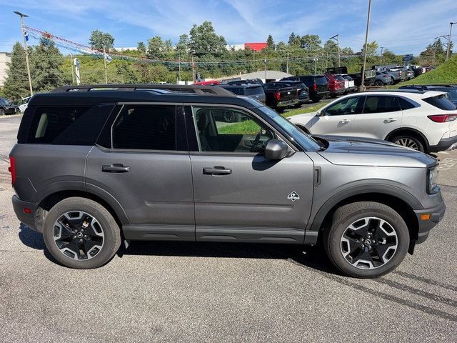 Used 2024 Ford Bronco Sport Outer Banks w/ Tech Package AWD/4WD image 9
