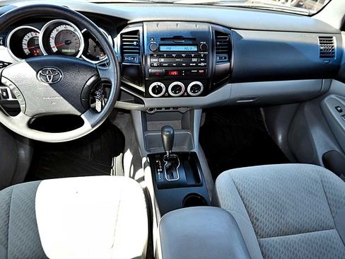 Used 2011 Toyota Tacoma 2WD Double Cab w/ Convenience Pkg image 13