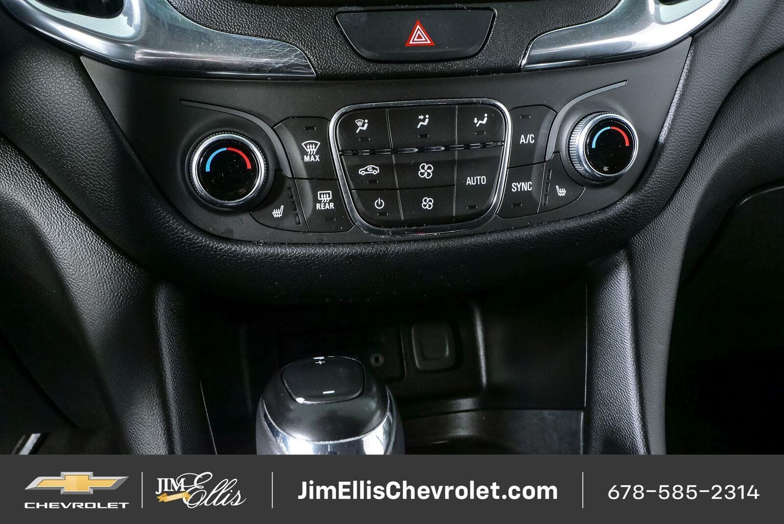 Used 2019 Chevrolet Equinox LT FWD image 16
