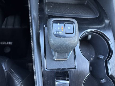 Certified 2023 Nissan Rogue SL w/ SL Premium Package image 17