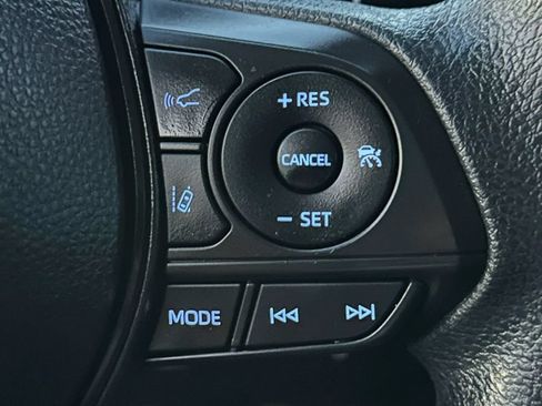 Used 2022 Toyota Corolla LE FWD image 21