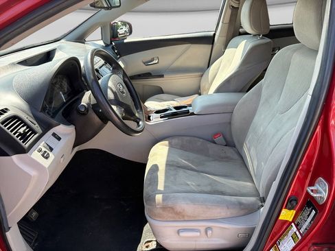 Used 2011 Toyota Venza w/ Convenience Pkg FWD image 18