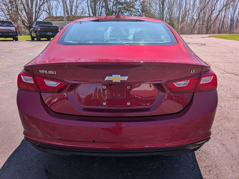 Used 2016 Chevrolet Malibu LT w/ Leather Package image 12