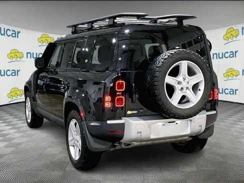 Used 2022 Land Rover Defender 110 SE image 4