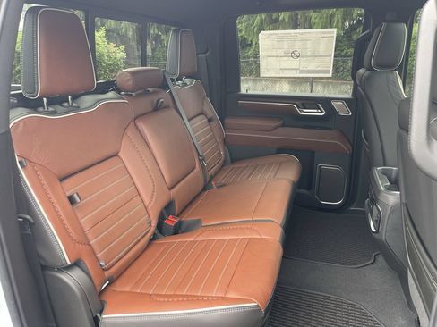 New 2026 GMC Sierra 3500 Denali Ultimate AWD/4WD image 28