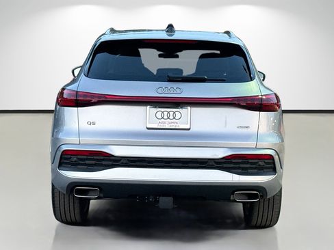 Used 2025 Audi Q5 Premium Plus w/ Premium Plus AWD/4WD image 4