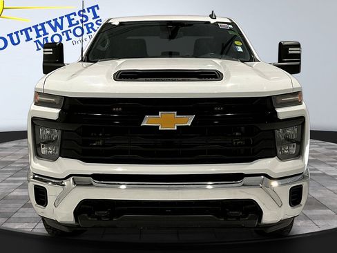 Used 2024 Chevrolet Silverado 2500 W/T w/ WT Fleet Convenience Package AWD/4WD image 2