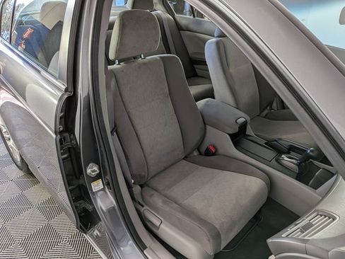 Used 2010 Honda Accord LX-P image 28