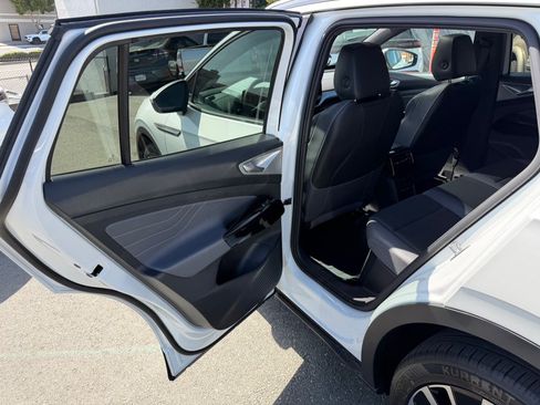 Used 2023 Volkswagen ID.4 Pro S Plus AWD/4WD image 45