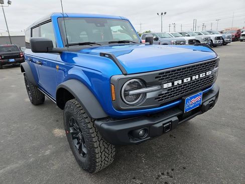 New 2026 Ford Bronco Badlands AWD/4WD image 2