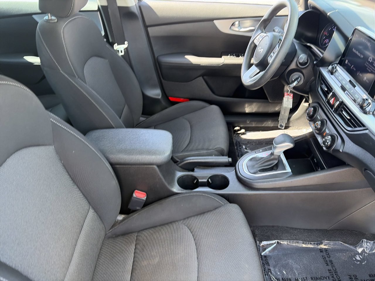 Used 2023 Kia Forte LXS w/ LXS Technology Package FWD image 11