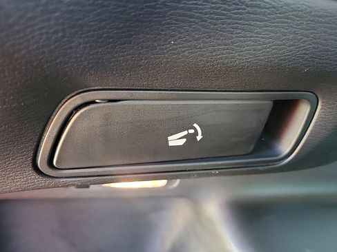 Used 2024 Mitsubishi Outlander SE FWD image 13