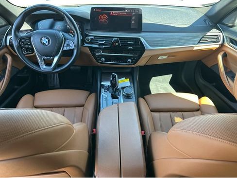 Used 2021 BMW 540i w/ Premium Package RWD image 17