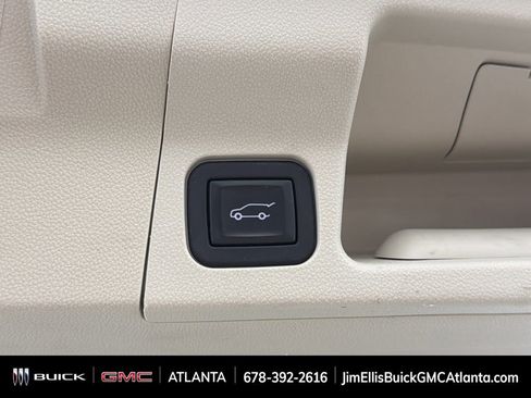 Used 2023 GMC Acadia Denali w/ Black Diamond Edition image 18