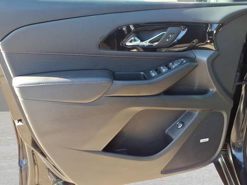 Used 2023 Chevrolet Traverse RS w/ LPO, Floor Liner Package AWD/4WD image 17