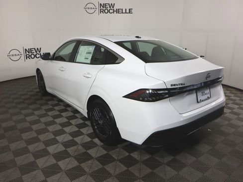 New 2026 Nissan Sentra SV w/ SV Convenience Package image 7