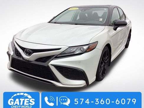 Used 2023 Toyota Camry XSE image 6