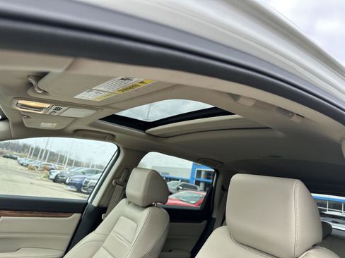 Used 2018 Honda CR-V Touring image 35