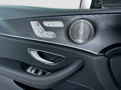 Used 2023 Mercedes-Benz E 350 Sedan image 20