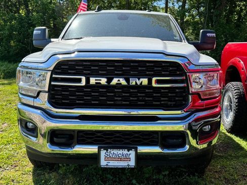 Used 2024 RAM 3500 Big Horn AWD/4WD image 9