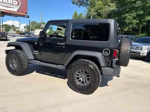 Used 2012 Jeep Wrangler Sport AWD/4WD image 12